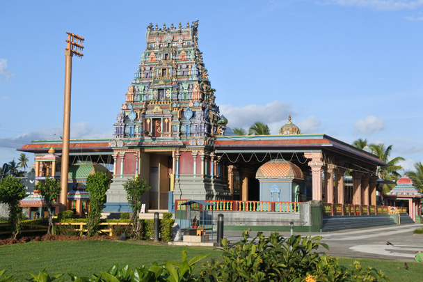Templo de Sri Siva Subramaniya em Nadi, Fiji
 - Foto, Imagem