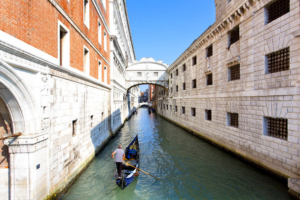 η γέφυρα των Στεναγμών στη Βενετία - Φωτογραφία, εικόνα