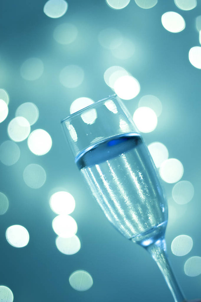 Bicchiere di champagne in festa
 - Foto, immagini