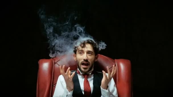 Stress with businessman and smoke in head - Footage, Video