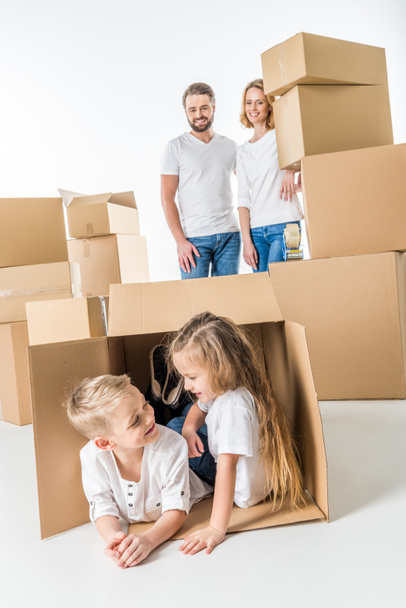 Kids in cardboard box - Foto, Imagen