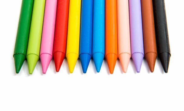 Crayons de couleur isolés
  - Photo, image