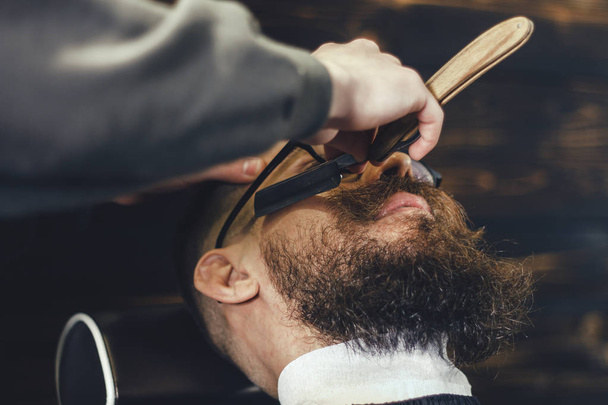 Bearded Man In Barbershop - Photo, image