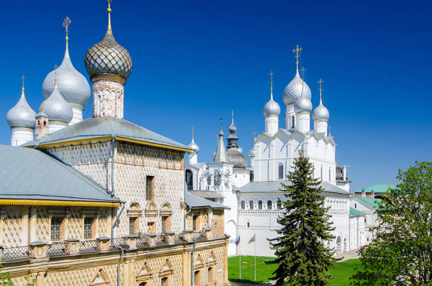 Hodegetria Church and Church of the Resurrection of Christ in the Rostov Kremlin - Foto, Imagem