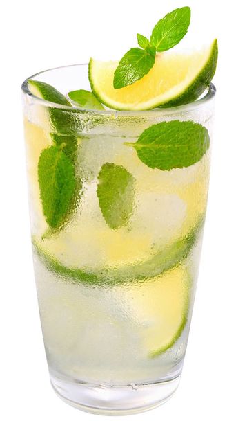 mojito cocktail with lime and leaf mint isolated - Foto, Imagem