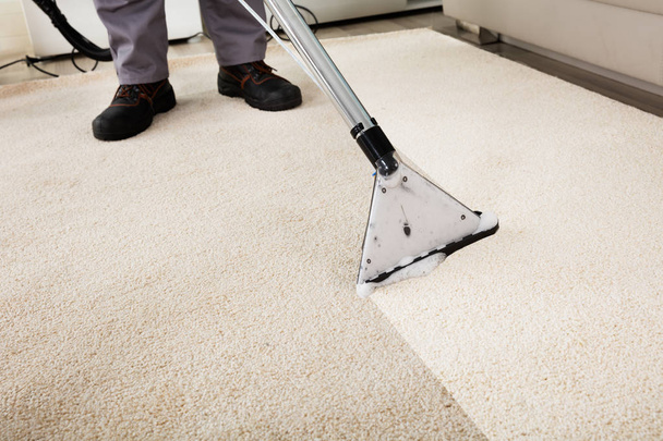 Person Cleaning Carpet  - Foto, Imagen
