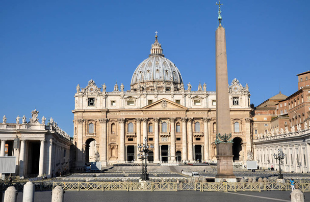 Saint Peter basilica in Vatican - Foto, immagini
