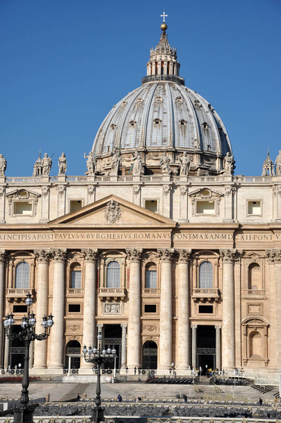 Saint Peter basilica in Vatican - Foto, immagini