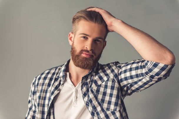 Handsome bearded man - Foto, immagini
