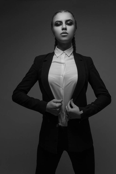 Fashion girl posing. Black and white photography. - Fotografie, Obrázek