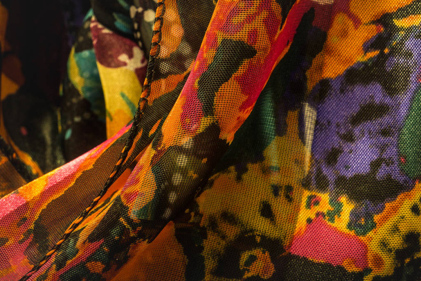 Women's scarves in a colorful composition - Foto, Imagen