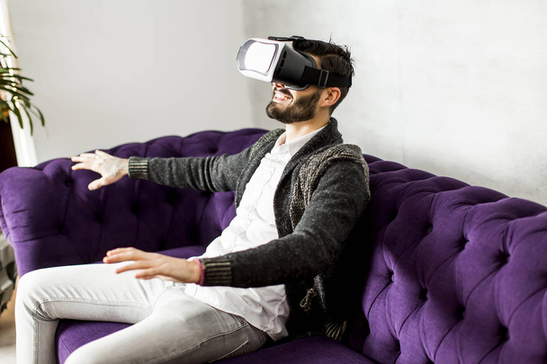 muž s brýlemi virtuální reality - Fotografie, Obrázek