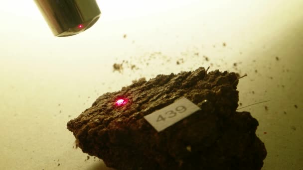 Analiza gleby mineralne - Materiał filmowy, wideo