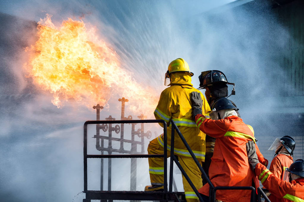 The Employees Annual training Fire fighting - Photo, image
