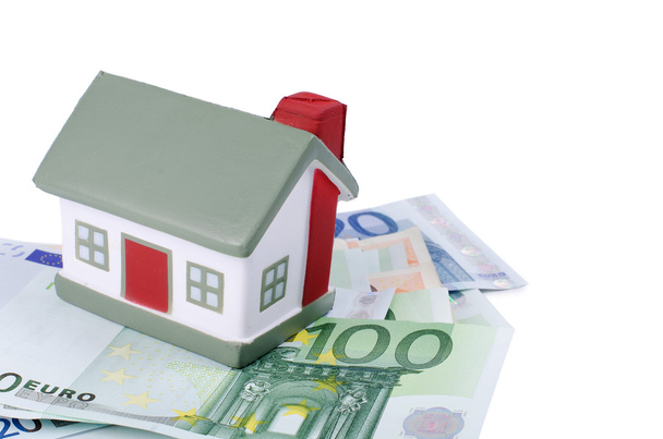 toy house for euro banknotes isolated - Φωτογραφία, εικόνα