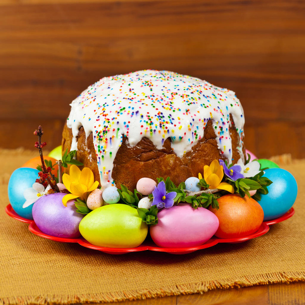 Wielkanocne ciasto - Kulich - Zdjęcie, obraz
