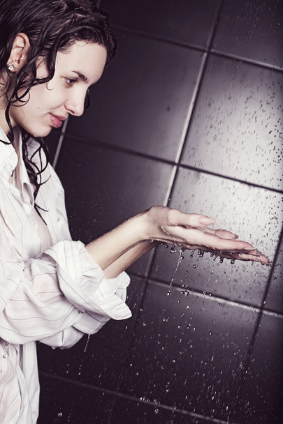 cute curly girl taking a shower - Foto, Bild