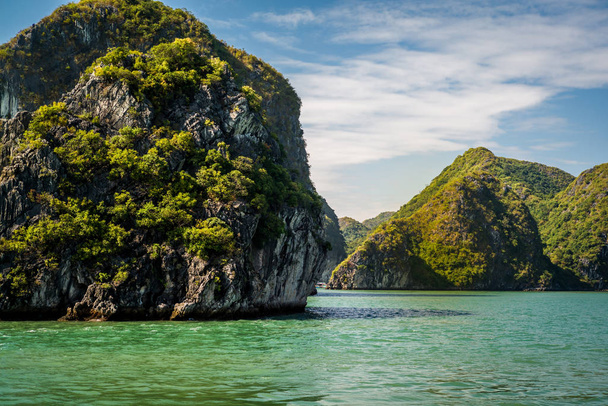 Bahía de Halong, Vietnam
 - Foto, Imagen