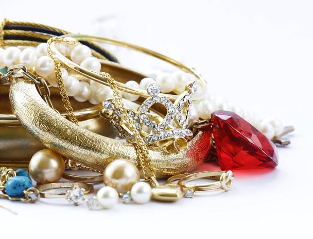 金の宝石類、真珠、ブレスレット、チェーン - 写真・画像