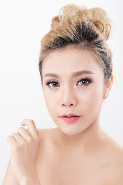 Beautiful asian woman - Foto, immagini