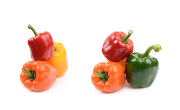 Pile of peppers isolated - Foto, imagen