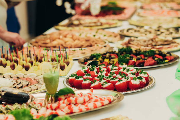 Catering y comida para bodas
  - Foto, imagen