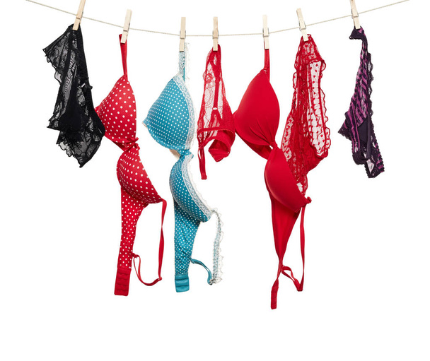 Weibliche Unterwäsche am Seil - Foto, Bild