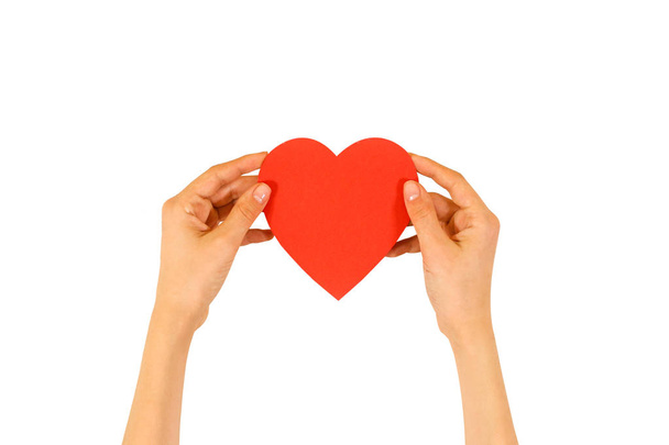 Naisten kädet tilalla tyhjä punainen Ystävänpäivä kortti sydämen w
 - Valokuva, kuva
