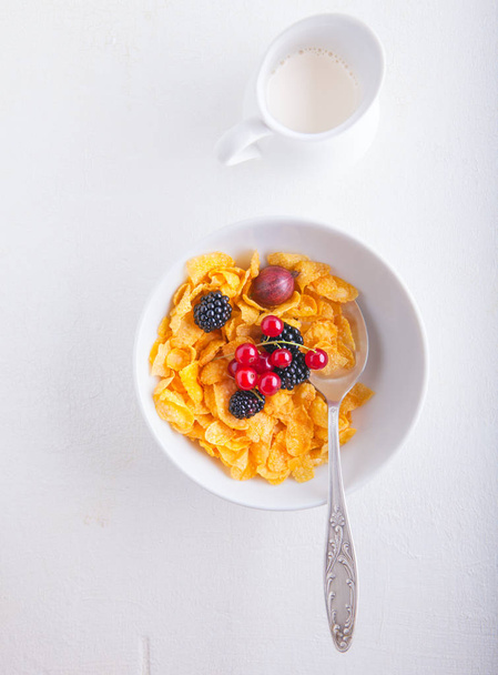 Corn Flakes with berries - Photo, image