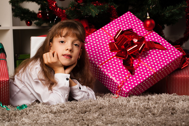 Happy kids with christmas present - Foto, Imagem