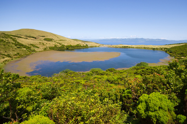Jezioro sant jorge. Wyspy Pico - Zdjęcie, obraz