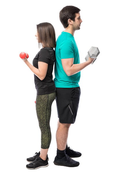 pareja levantando pesas
  - Foto, imagen