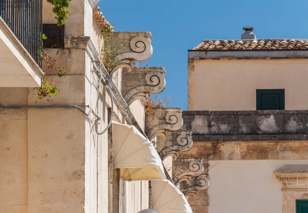 Part of the building with elements of Baroque in Noto - Foto, Imagem