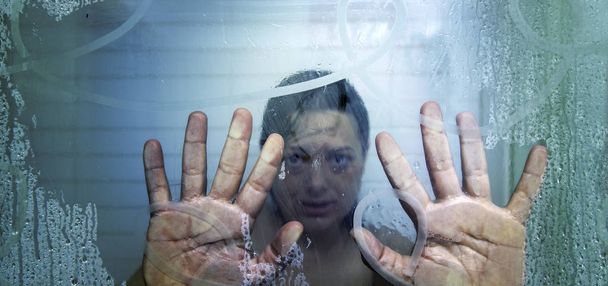 Girl in the shower - Фото, зображення
