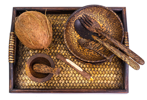 Ustensiles de cuisine en noix de coco
 - Photo, image