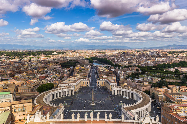 30 мая 2016 г.: Панорама Ватикана с вершины
  - Фото, изображение