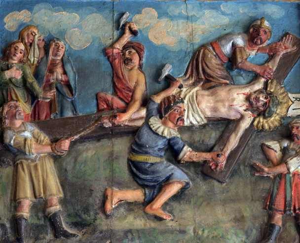 Ukřižování: Ježíš je přibit na kříž - Fotografie, Obrázek
