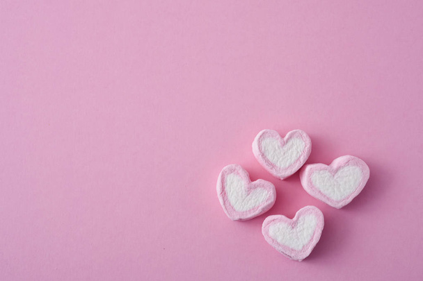 hartvormige marshmallows - Foto, afbeelding