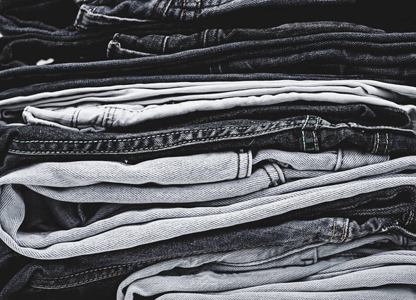 stapel van jeans - Foto, afbeelding