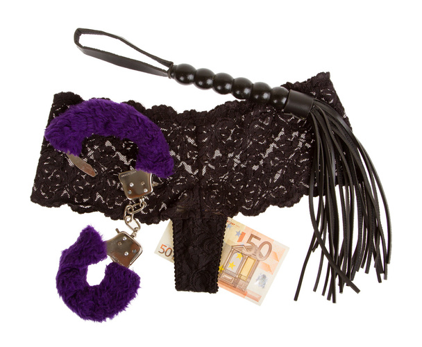 nadýchané fialová pouta, bič, peníze a kalhotky, prostituce - Fotografie, Obrázek