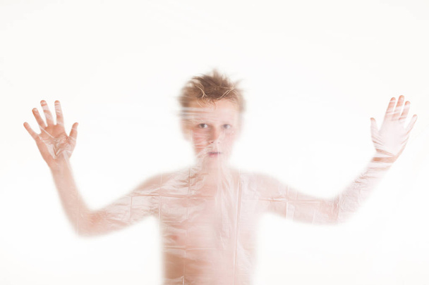 Akıl hastası çocuk portresi - Fotoğraf, Görsel