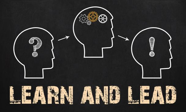 Learn and Lead - Geschäftskonzept auf der Tafel - Foto, Bild