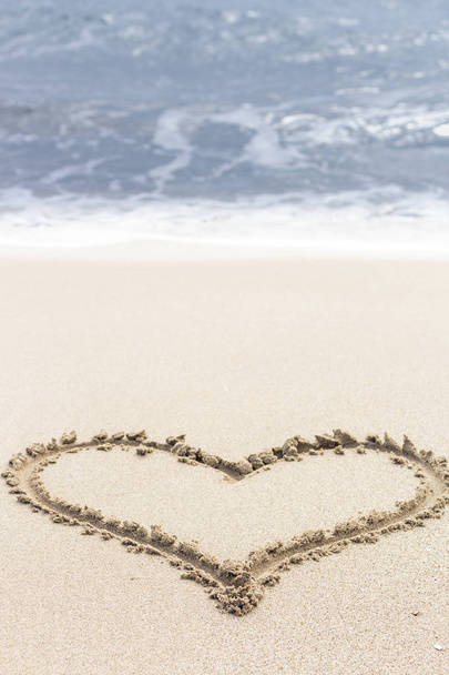 corazón en la playa - Foto, Imagen