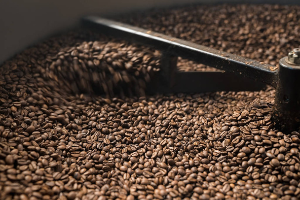 Mixing device of coffee bean roaster at work - Fotografie, Obrázek