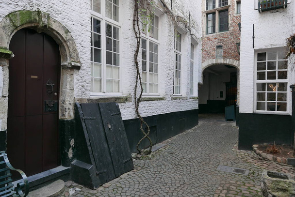 "Vlaaikensgang" in Antwerp - Foto, afbeelding