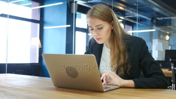 Loss, Frustrated Tense Woman Working on Laptop - Felvétel, videó