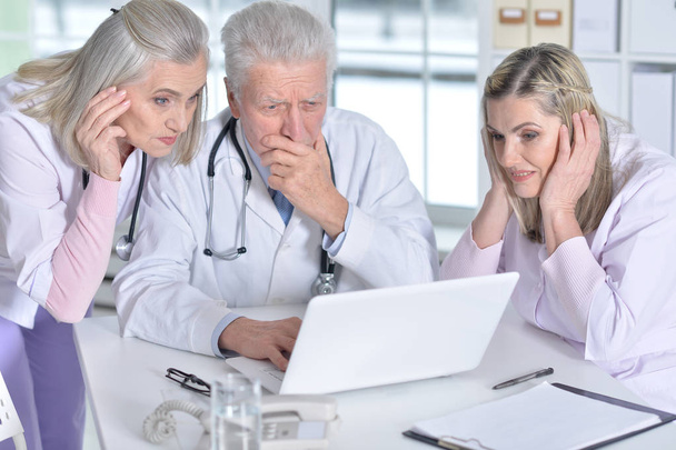 doctors discussing something - Photo, Image