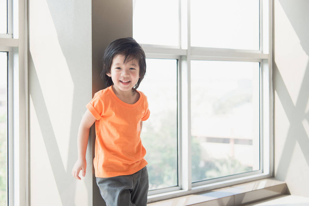 Portrét roztomilé asijské dítě - Fotografie, Obrázek