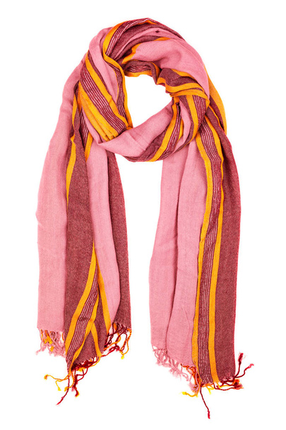 Рожевий шовковий шарф ізольований на білому тлі
. - Фото, зображення
