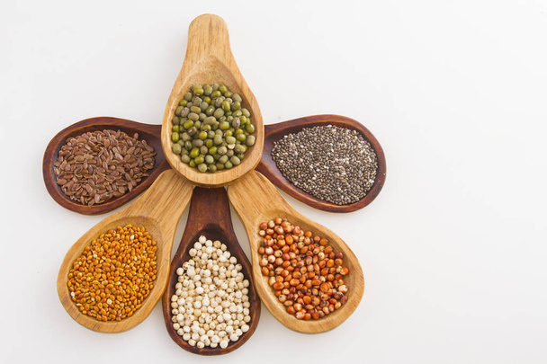 Los milésimas forman un grupo de varios cultivos de cereales con semillas pequeñas
 - Foto, imagen